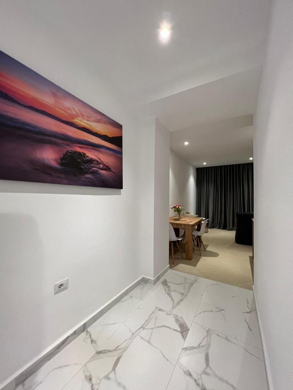 E&L Luxury Apartments Sarandë 外观 照片